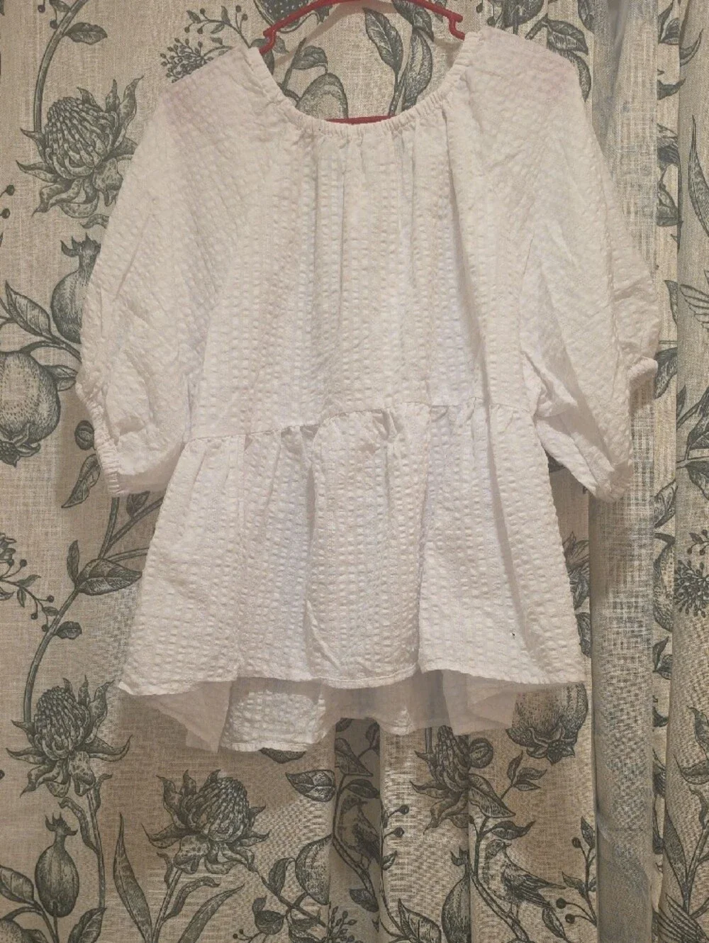 2x Old Navy White Textured Peasant Top
